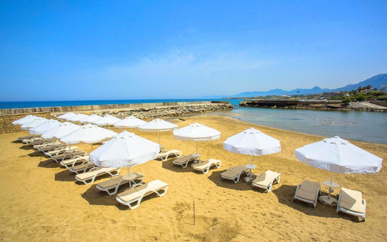 Vuni Palace Premium Kyrenia Hotel & Spa & Casino Beachfront Location ! Agios Nikolaos  Exteriör bild