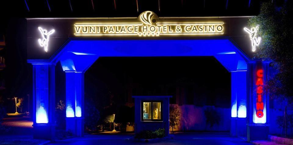 Vuni Palace Premium Kyrenia Hotel & Spa & Casino Beachfront Location ! Agios Nikolaos  Exteriör bild