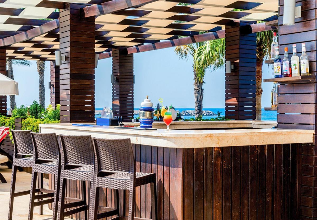 Vuni Palace Premium Kyrenia Hotel & Spa & Casino Beachfront Location ! Agios Nikolaos  Exteriör bild